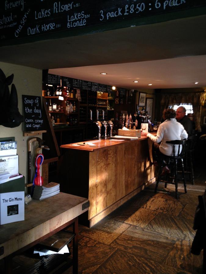 The Brown Horse Inn Winster  Eksteriør billede